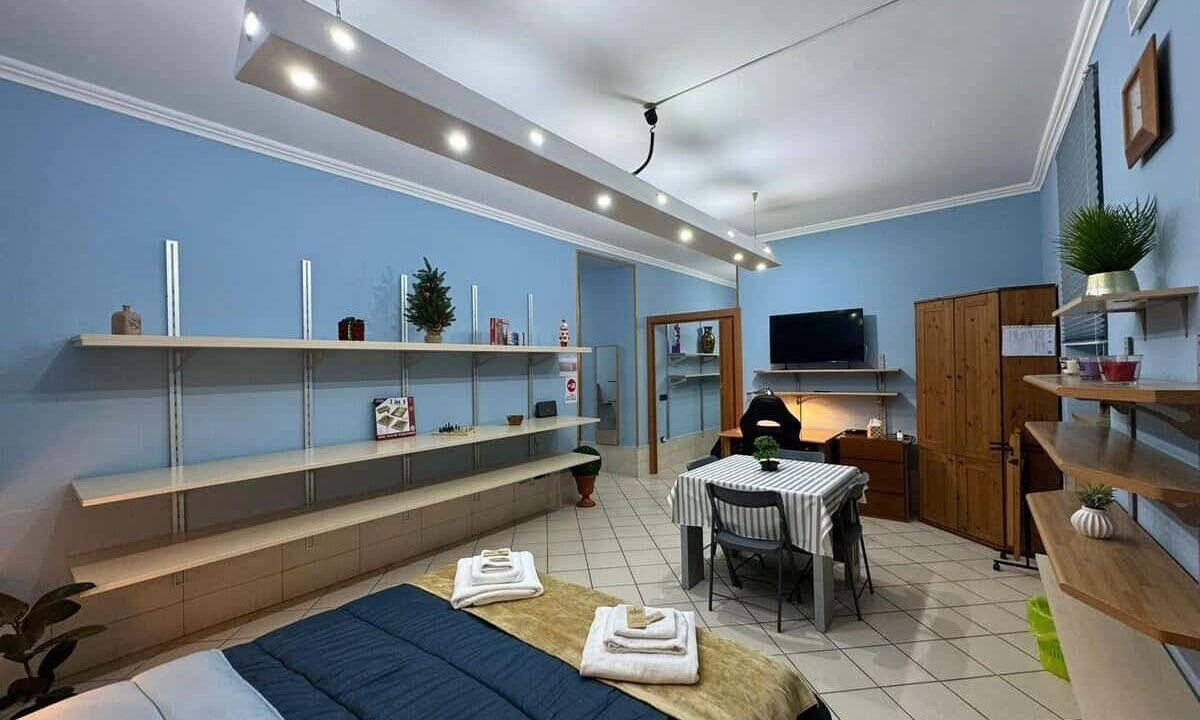 0749eaa6-9db6-42b5-8d96-f3e8ca14519e