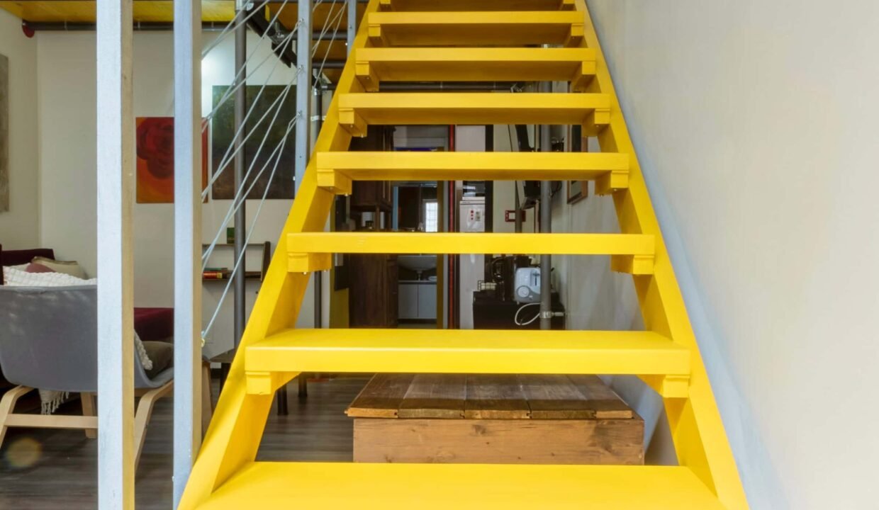 09eab300-6b0d-460f-b3be-7b24e9208459