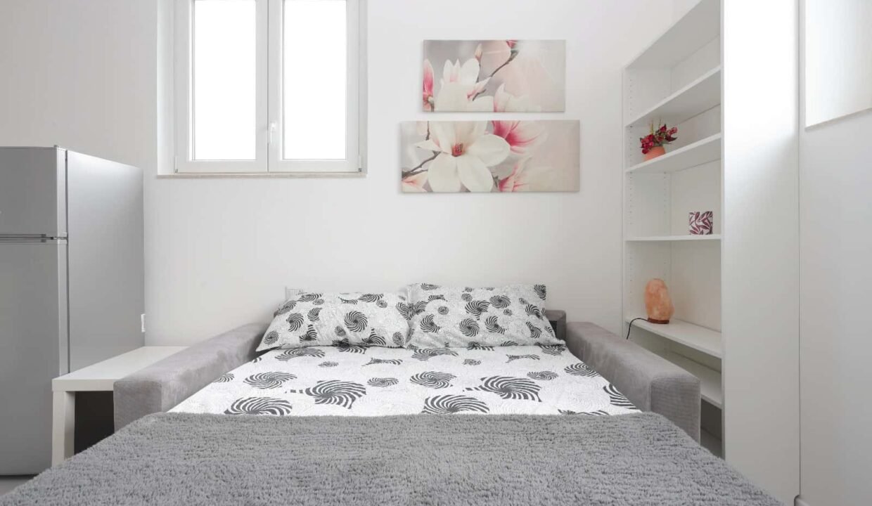 0fe1edd1-6acd-4275-957d-dcd4a6342819