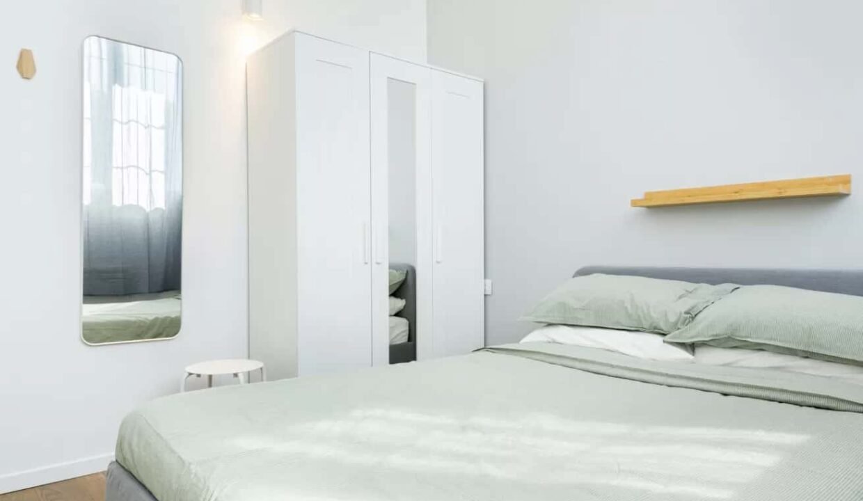 1b8bd8f3-6f9a-45ec-b711-90514ea7bbe3