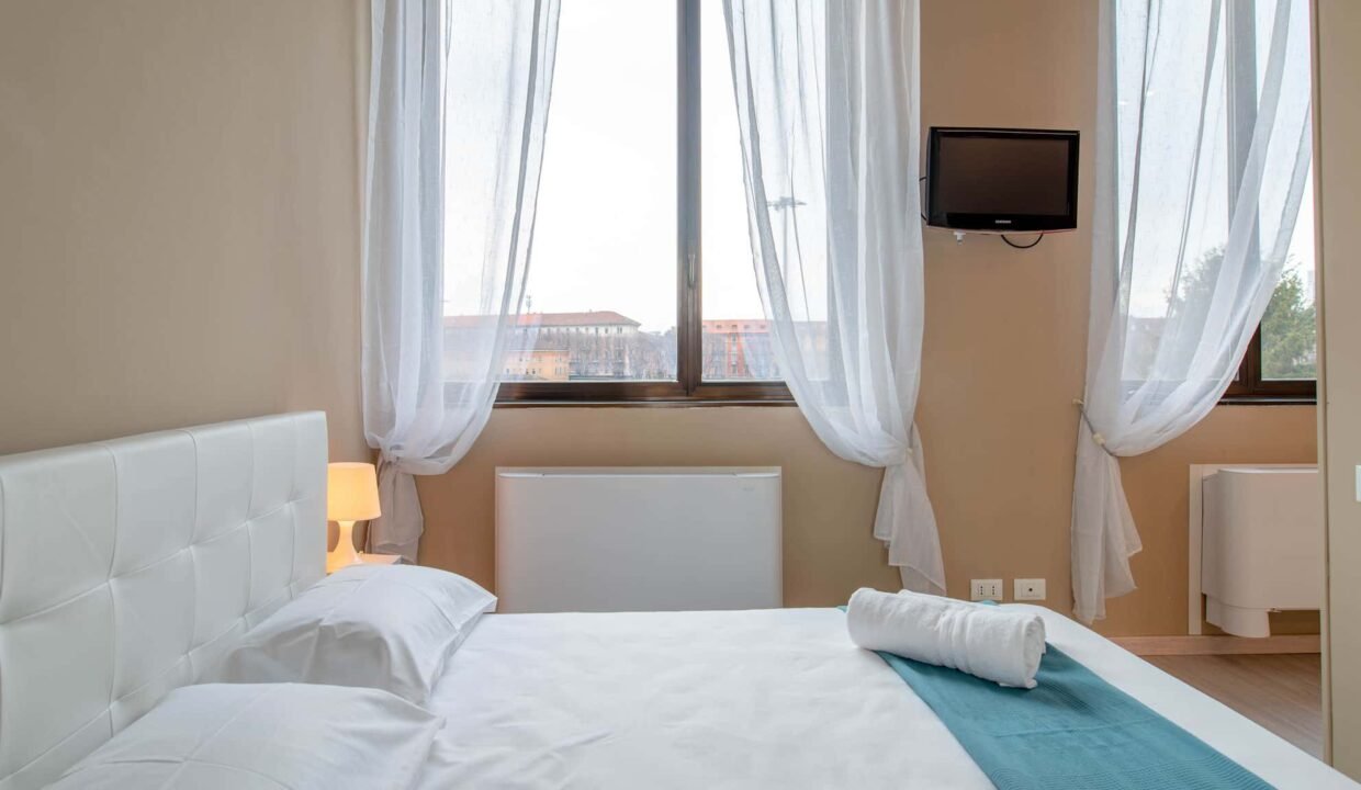 1db5b115-4391-4e35-8604-4eafe97d035c