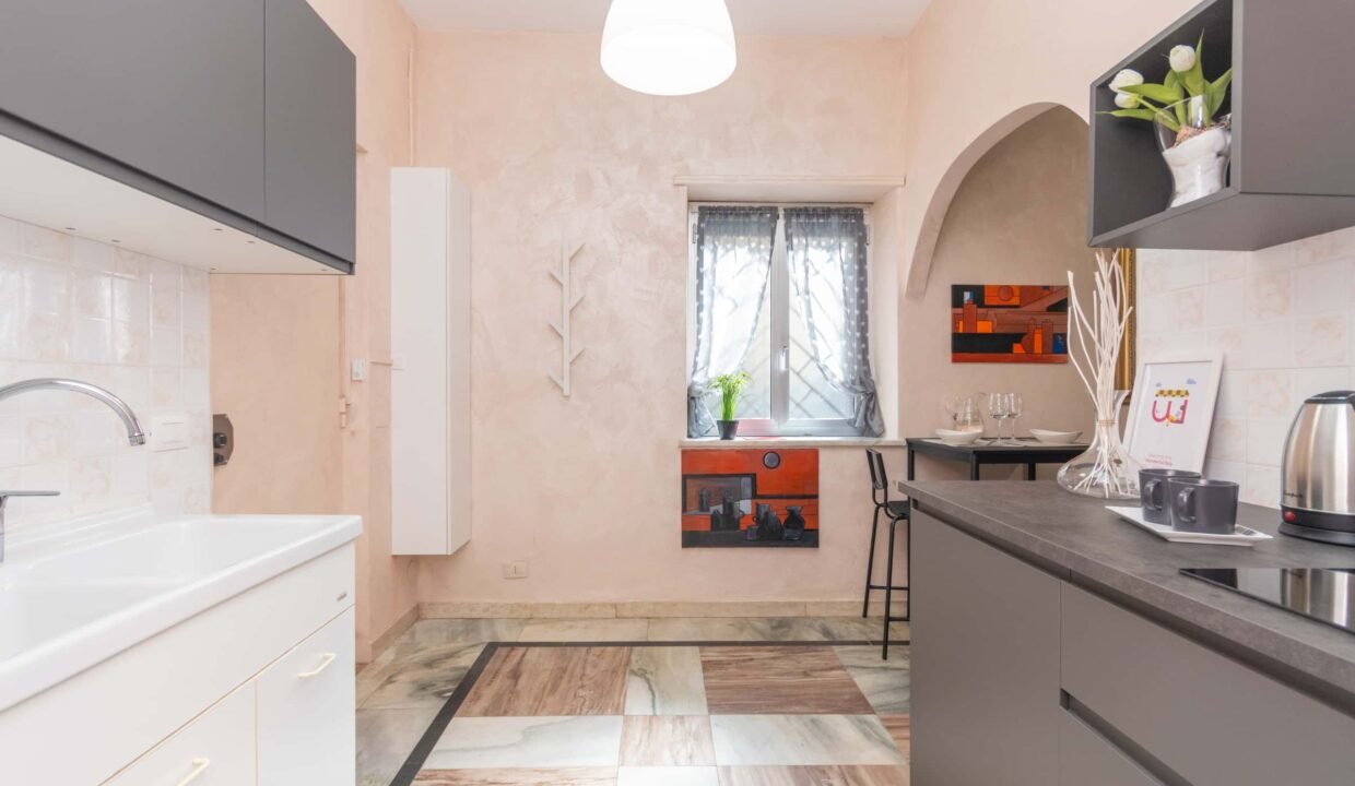 1e4a5d00-248c-47e5-95d5-d86f1138e806