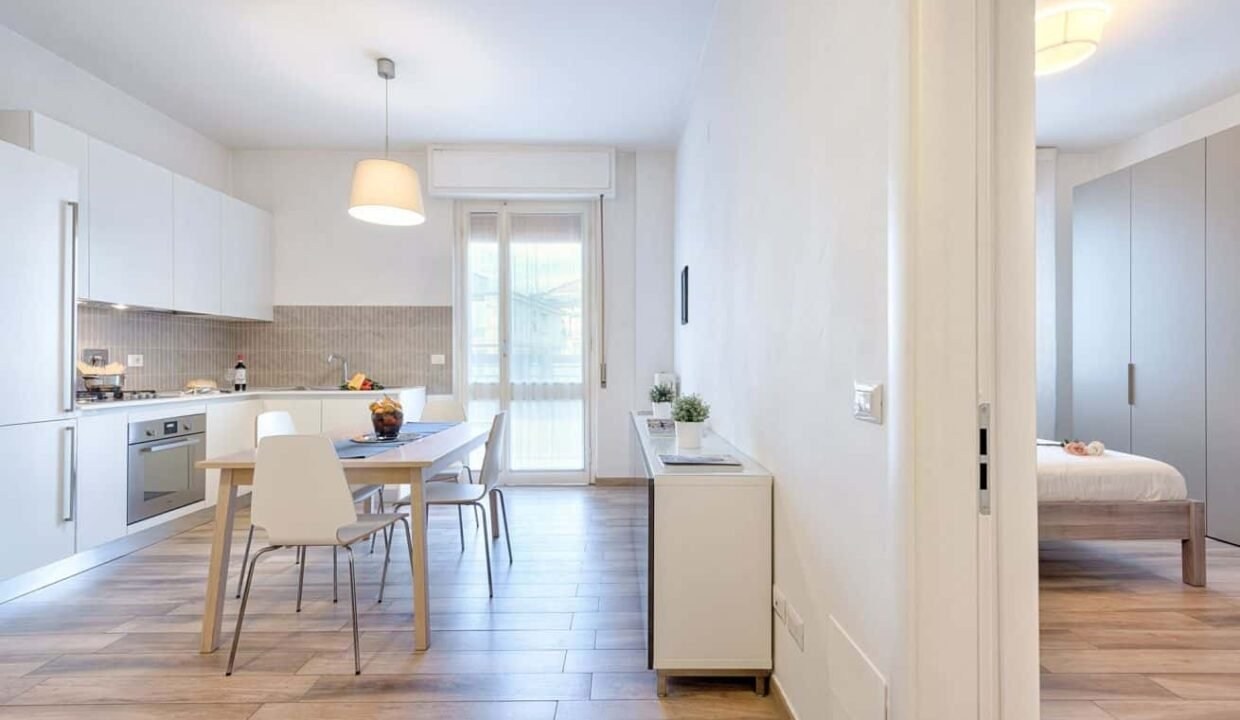 3e70cfc9-2724-4bb4-84d1-5f6cc380fd60