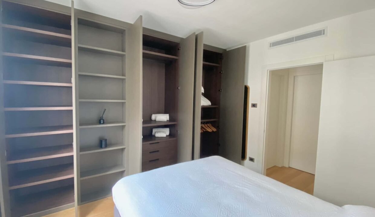 3e84db89-3f44-4708-8f8f-cffa0be7b4e8