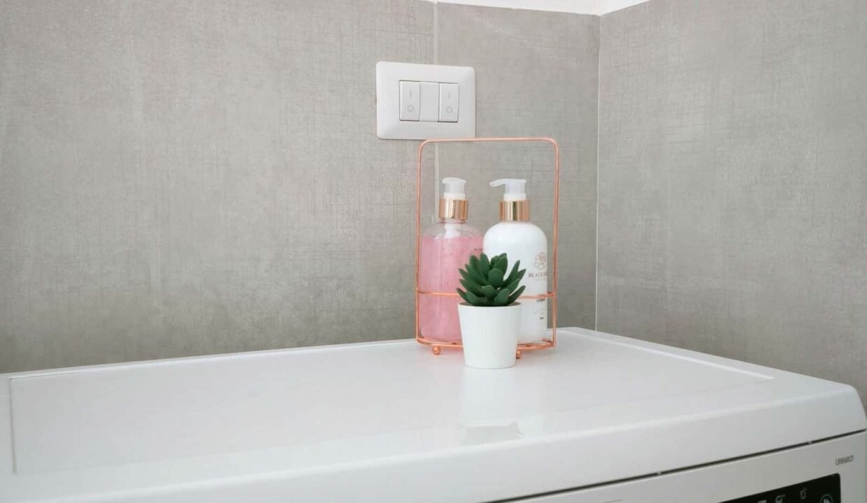 3f04729a-fe7d-42d1-8889-6ce9ebc3d83d