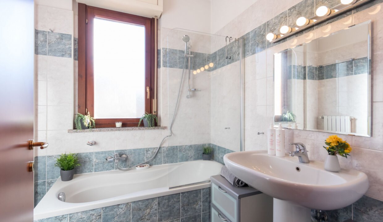 3fb28698-496c-4a67-8edc-89ac0d4aea03