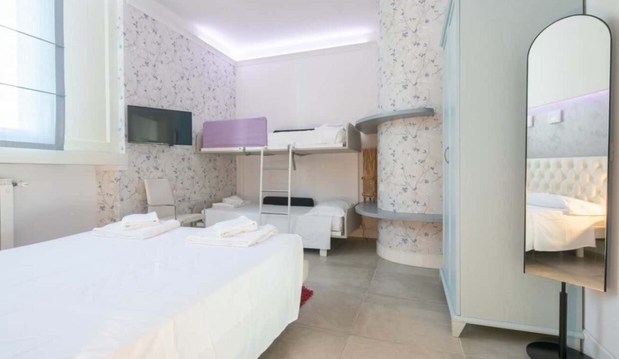 456a912d-a67b-458f-90f0-68fbcd448af2