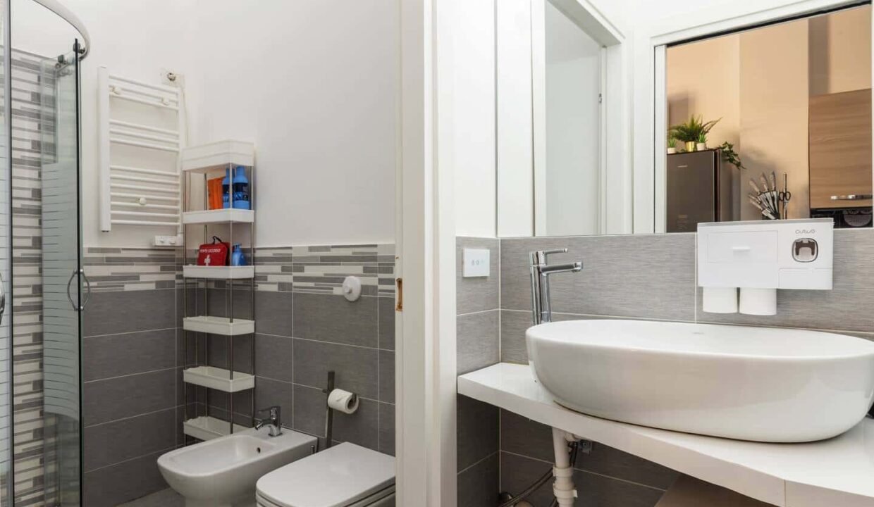 6e604419-da2b-4364-8501-6821c709efdf