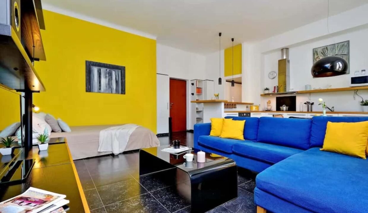 72585e8c-e37a-46ea-8636-5befd037473a