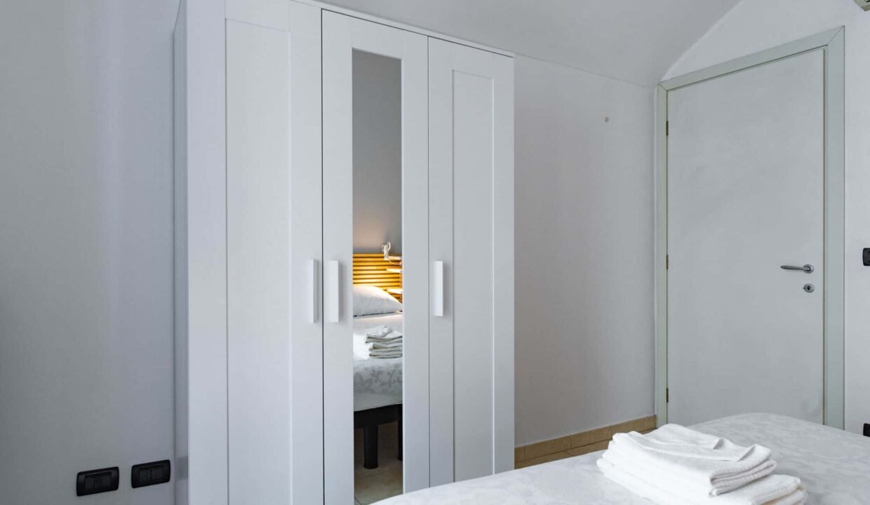 795ada9d-dbb5-4599-a2b3-34d685c703d2