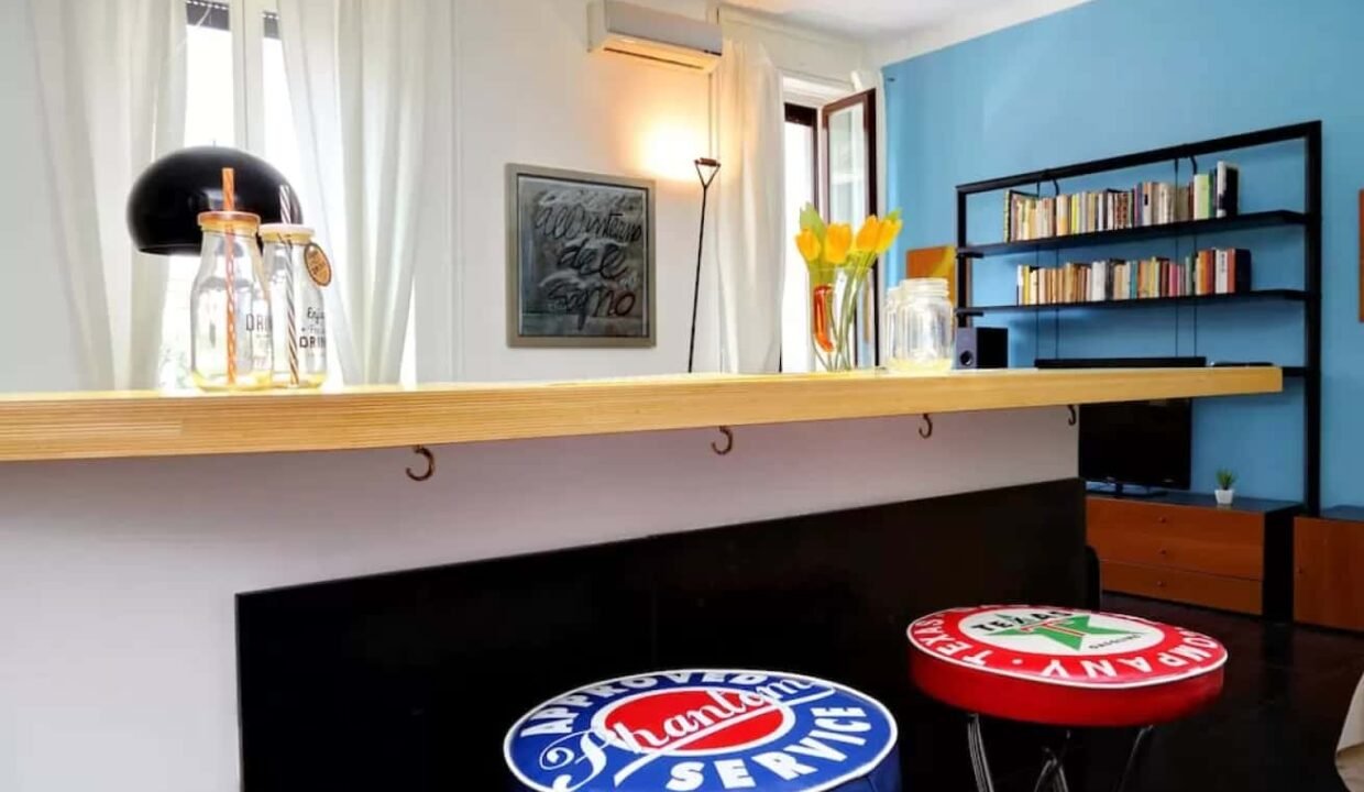 809cf1b5-37a3-49db-9bdd-1e7bee8975cc