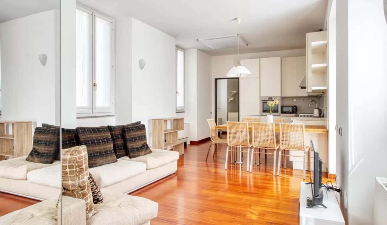 88b120e2-f4c8-442b-93e7-76a8c9164162