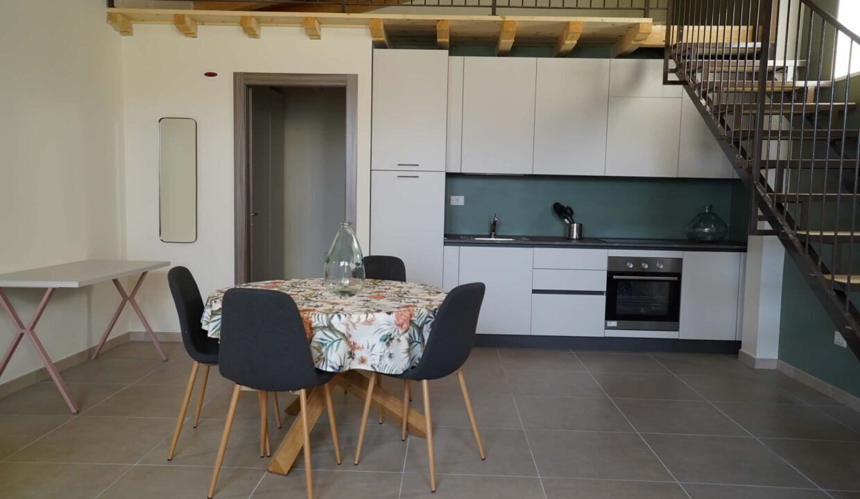 8e1ab885-4592-441e-a68e-bc644d043207