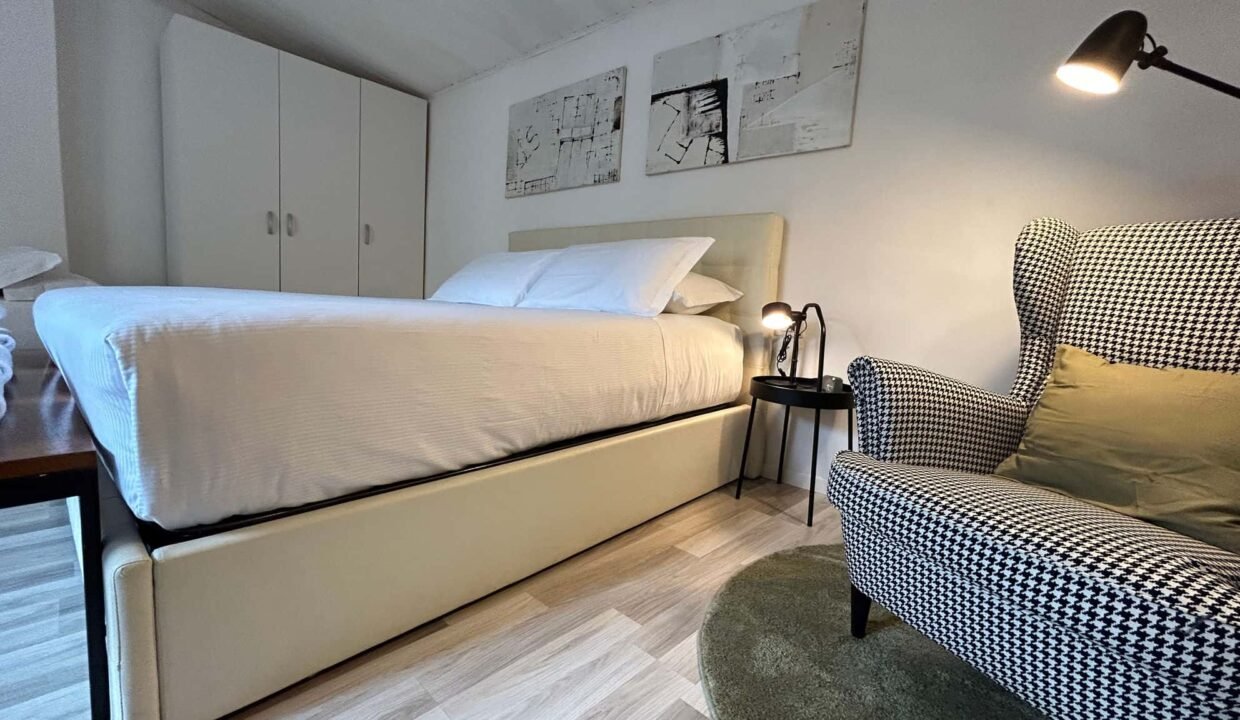 8fd7ffe7-ef98-4f05-b826-f029c23efb57