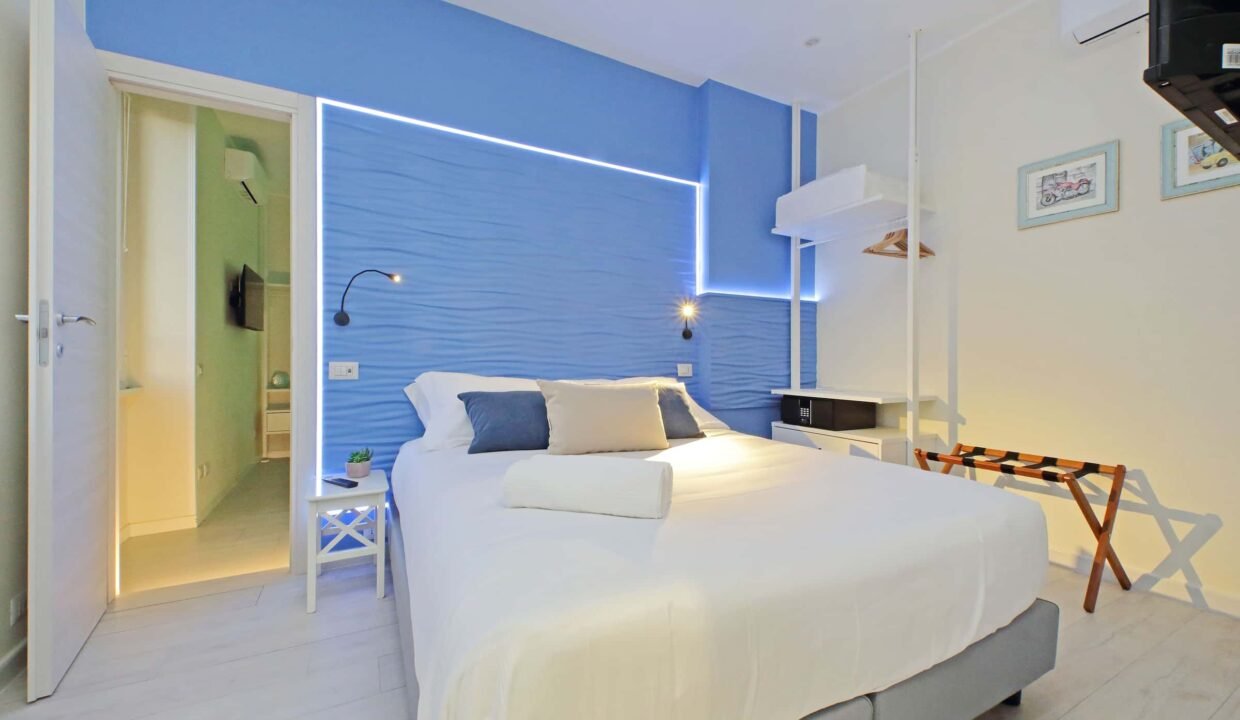 a471340e-9b27-4233-82ea-a75eb48b60db