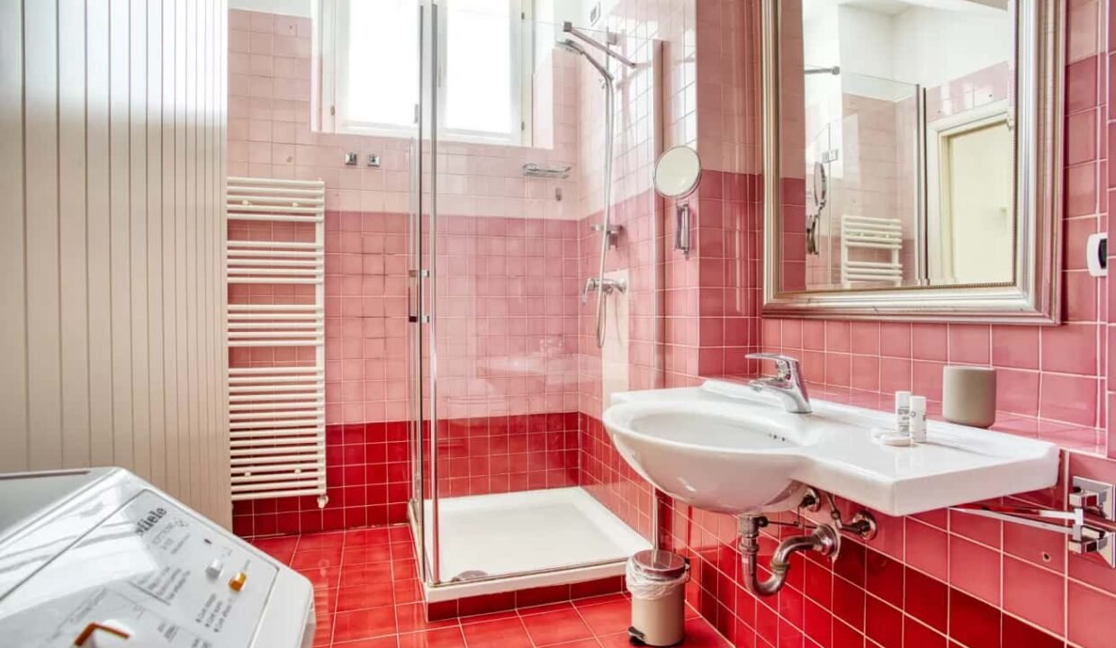 a6708ae4-c30c-45bb-b857-198cdd5eb2fa