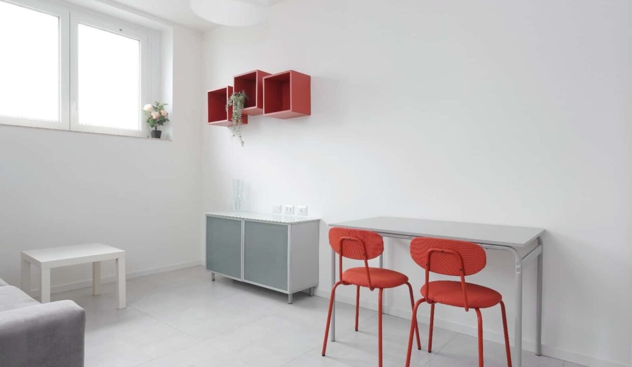 b708abe8-54b3-4c7b-8e06-1470398762bd