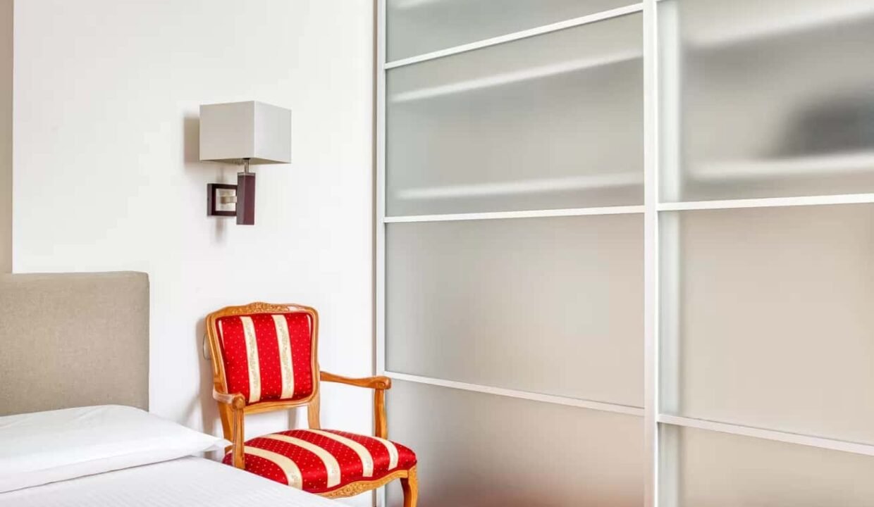 bac706b3-aabc-401d-9097-f6949a87e75c