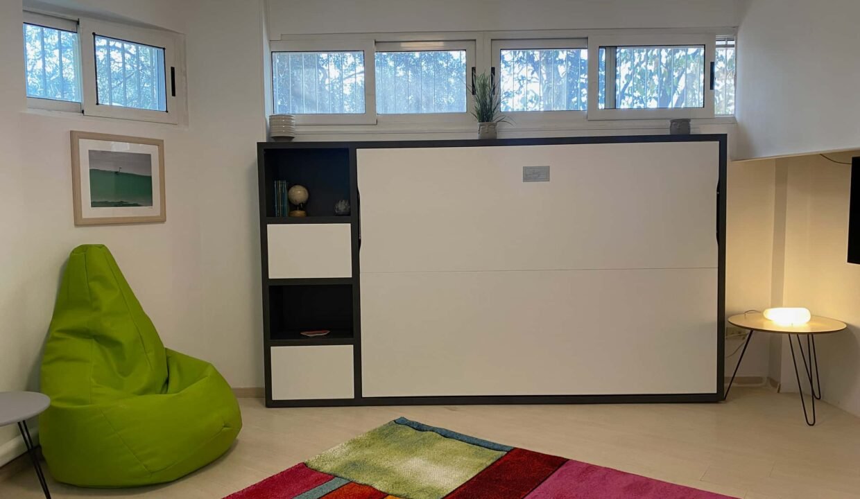 bbfc0c50-bd8d-4c42-8bcc-bf36e94fd0be