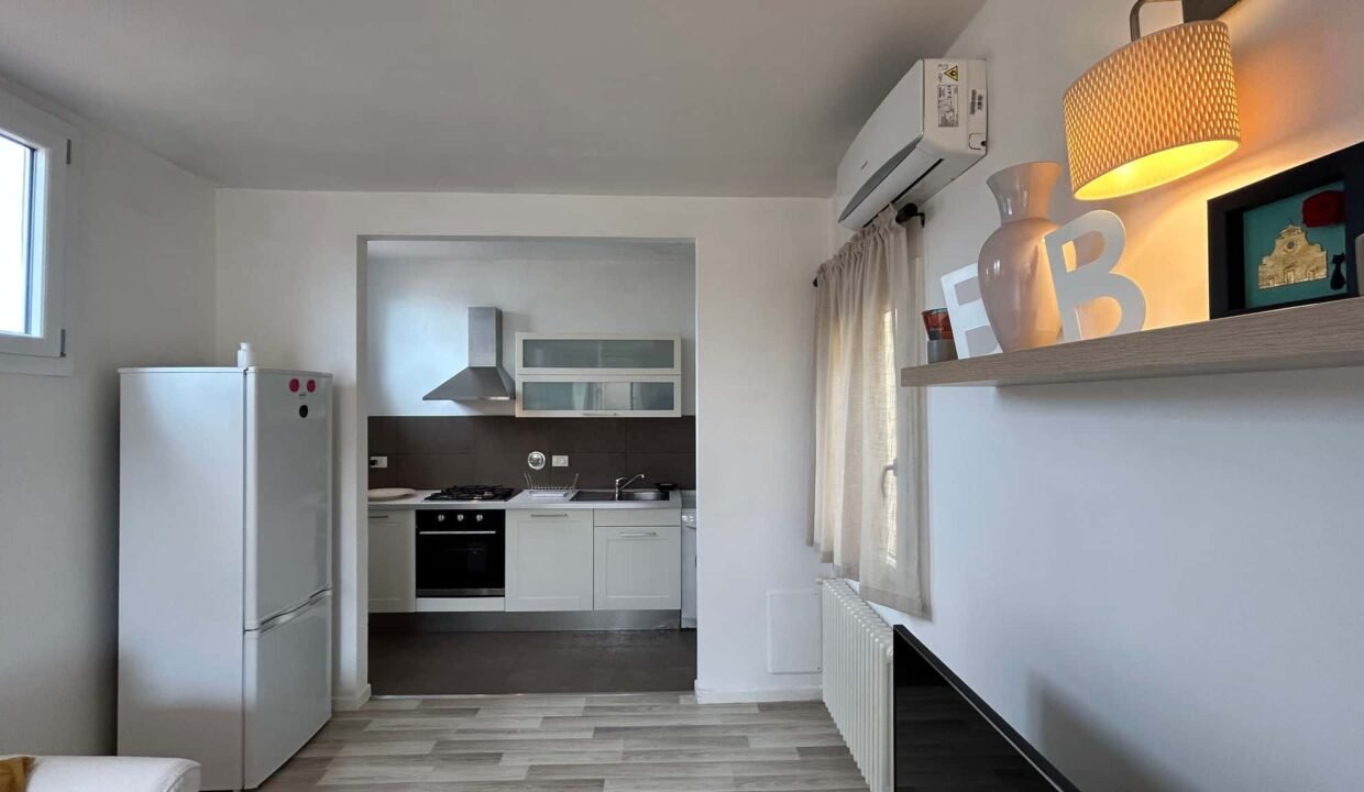 c02462db-6d9f-4200-8fd7-d6ae06768d03