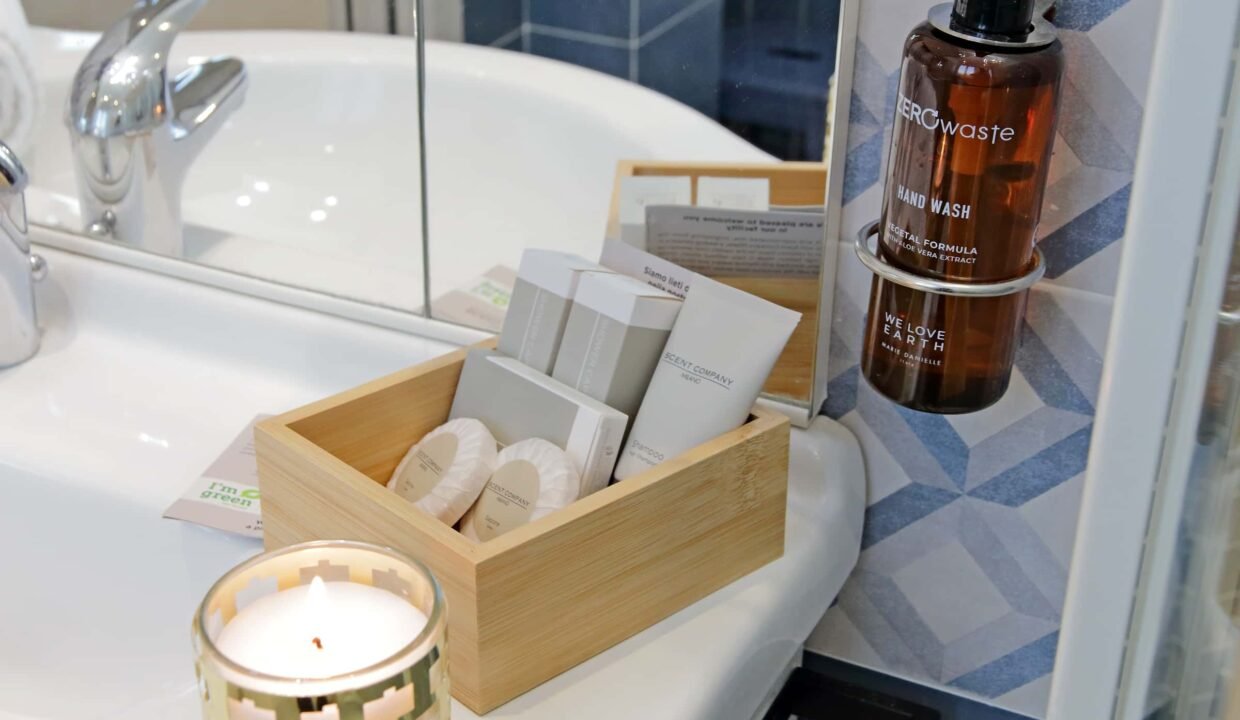 cbdd5395-cec9-4e0c-b7dc-1eb4a9170756