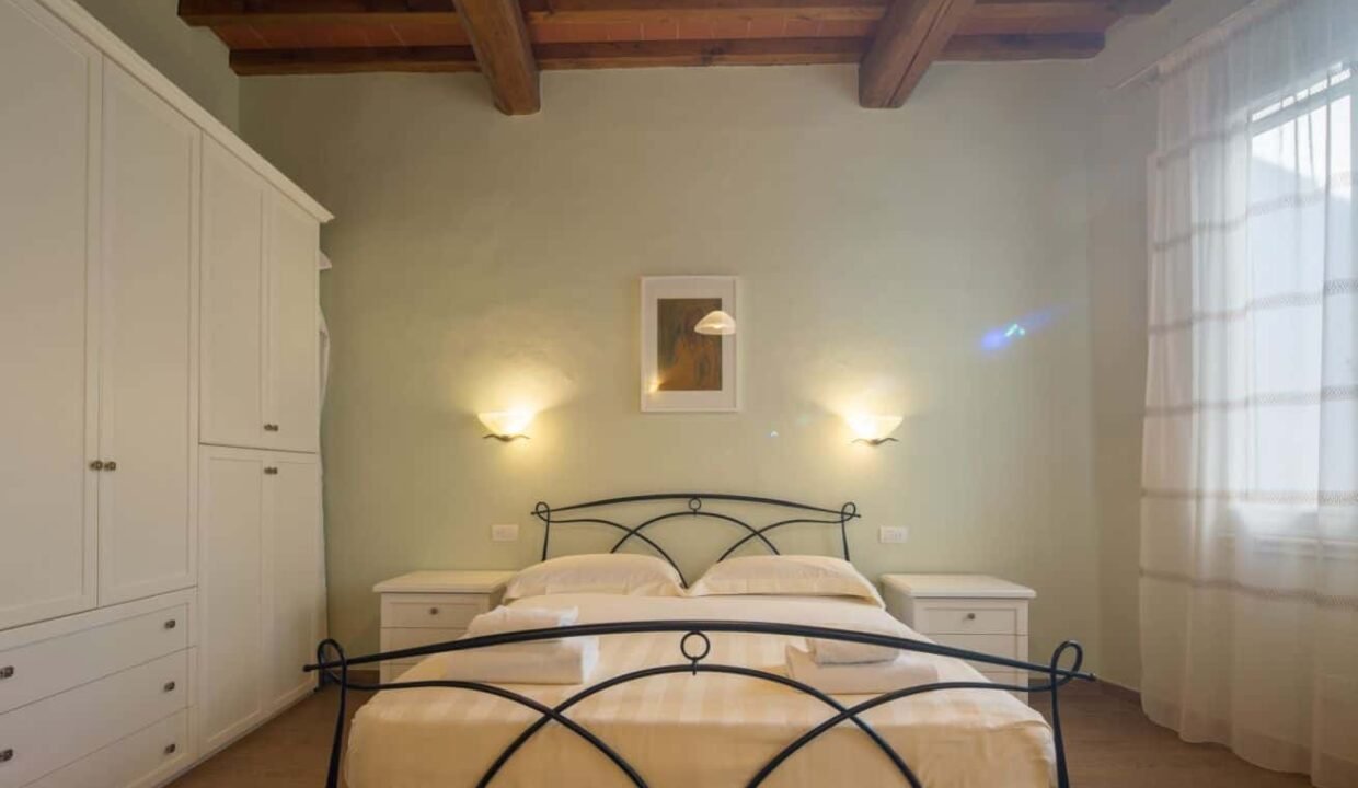 d93af5c3-c5bc-45ae-bc4a-a0f49d3b7387