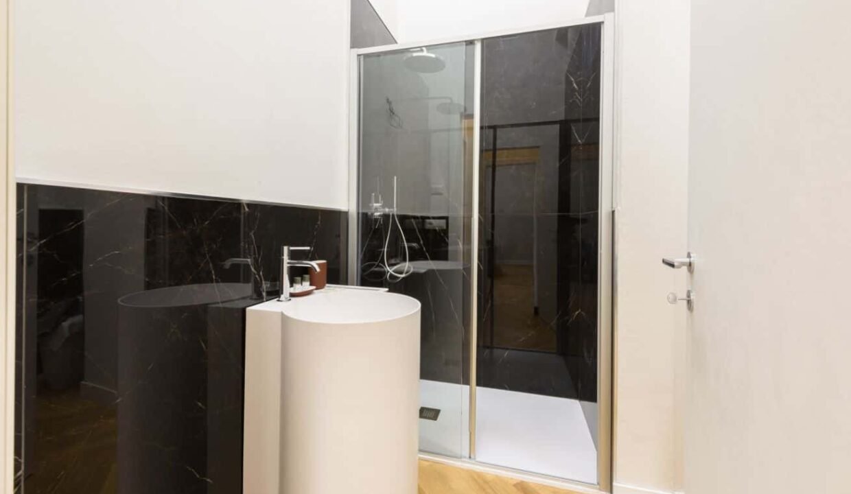 dea7dc91-5100-4ead-8ab1-8f1543ec3b26