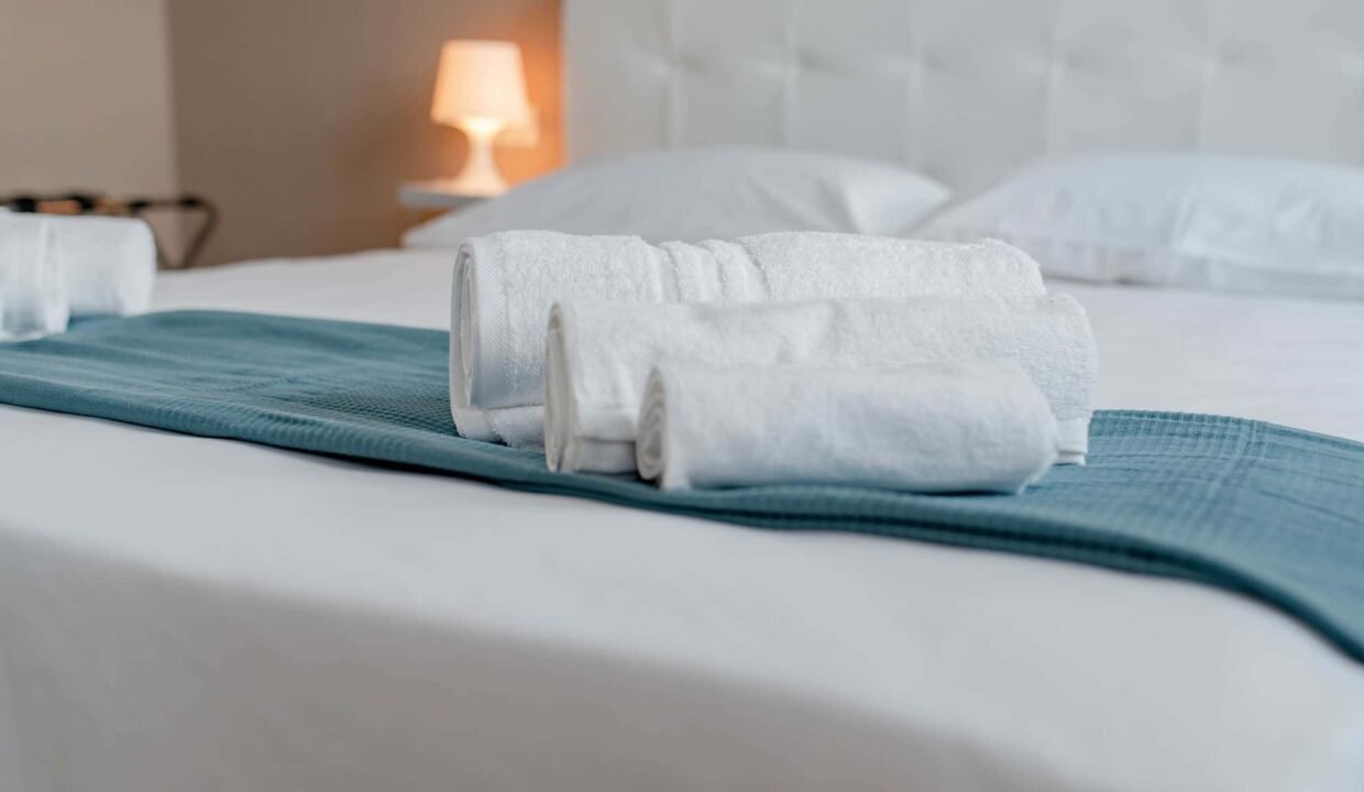 e1c49405-6146-4983-816a-ec24b19b95db