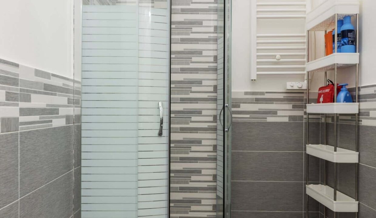 e1ee6134-cdf1-4cec-afcf-f9bc5d8615ff