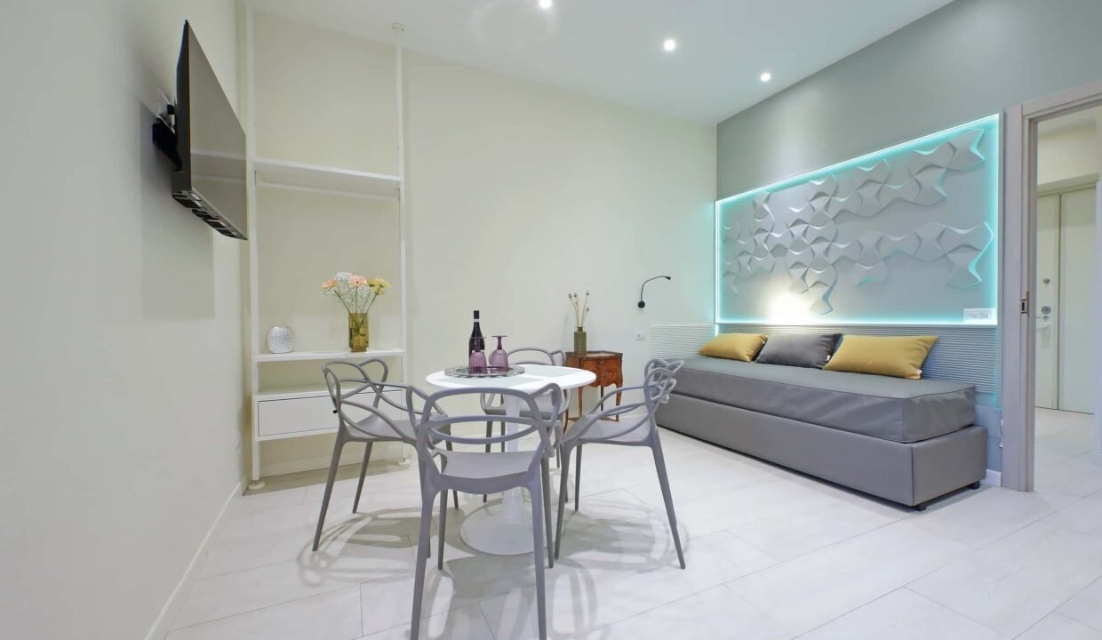 f7651b2f-e0c9-4ad9-b7ec-4d6df2c7b9ba