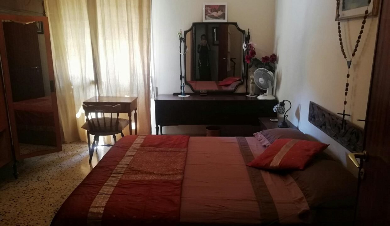 04e12c5a-6150-4201-b74c-63b3050a8b80