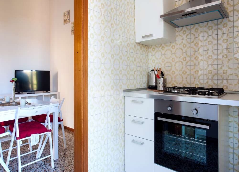 5ff2efca-2169-4fd8-837e-e0fea89196e0