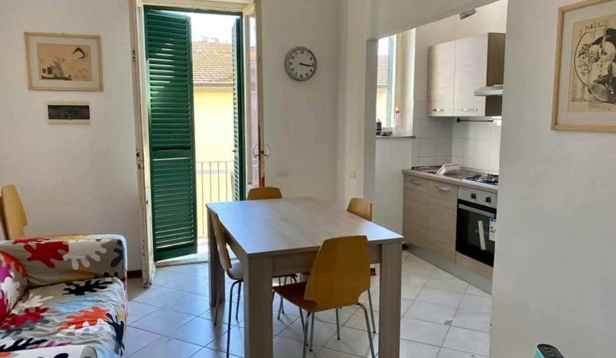 8e366441-efb9-4c87-ae37-e16fb9a6106e