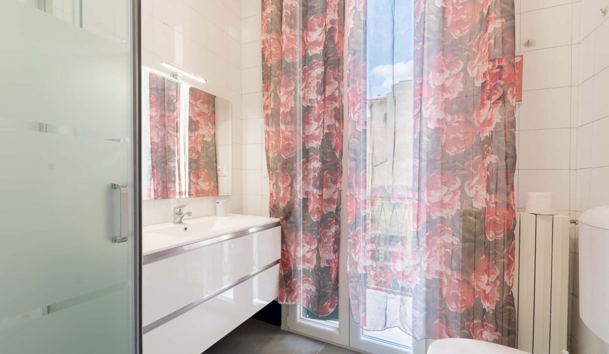 996a2ff7-1f92-45bd-b338-c1d57b7835f8