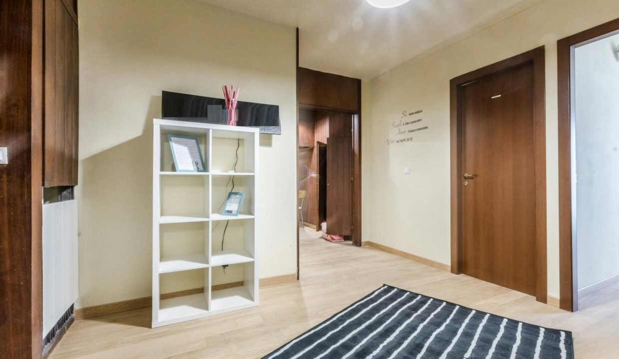 b3893b99-3cbd-4512-b453-85f9020b5448