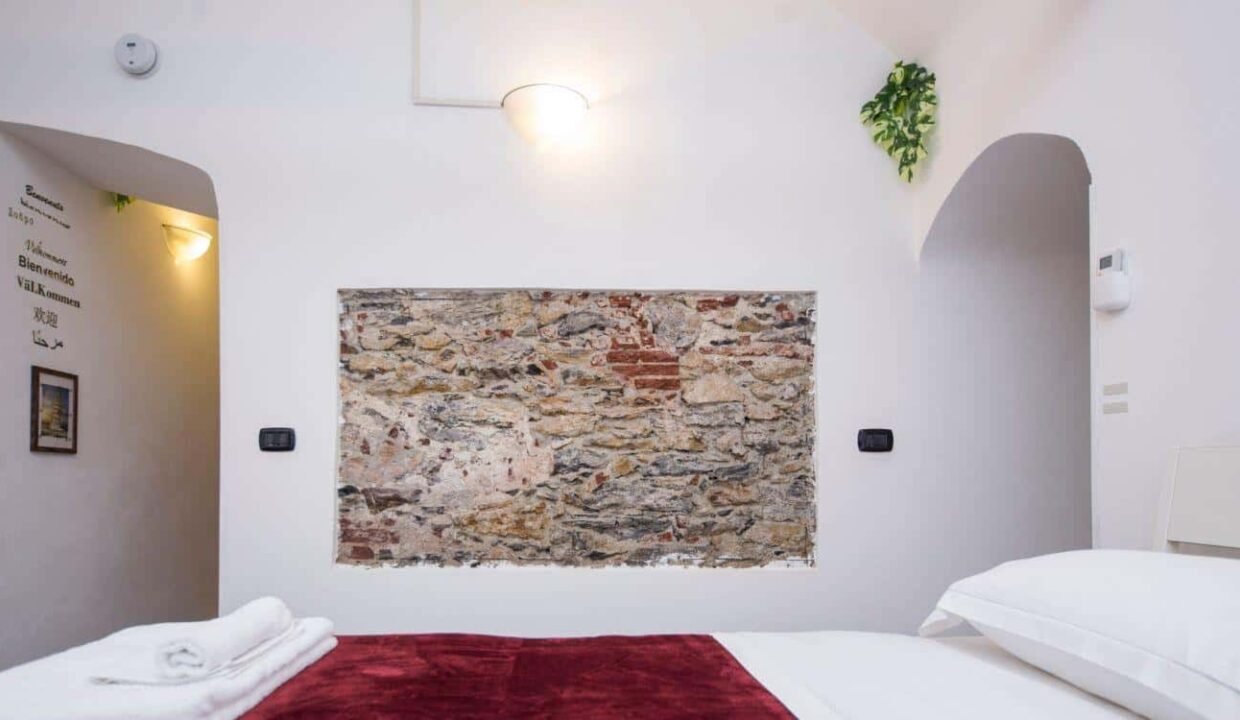 baf87d9a-4764-4046-b2d9-41dc7b1d4b65