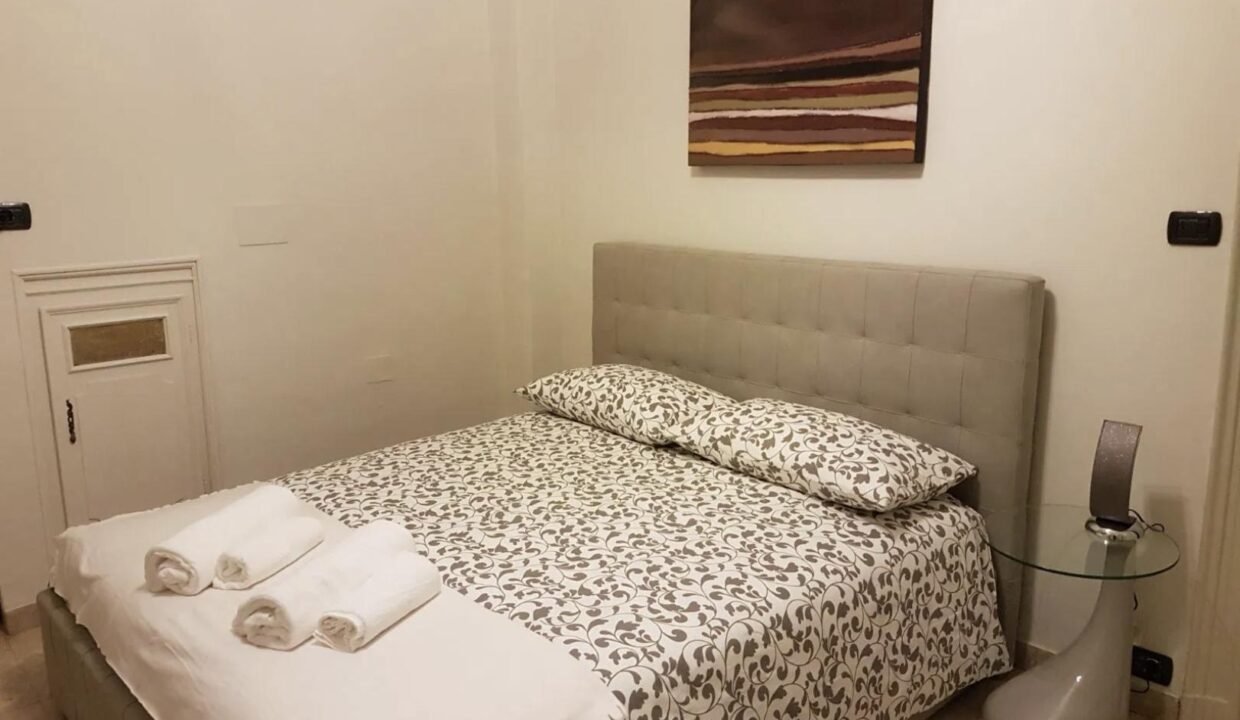 c5fea044-3342-401b-9e73-8093ea376db1