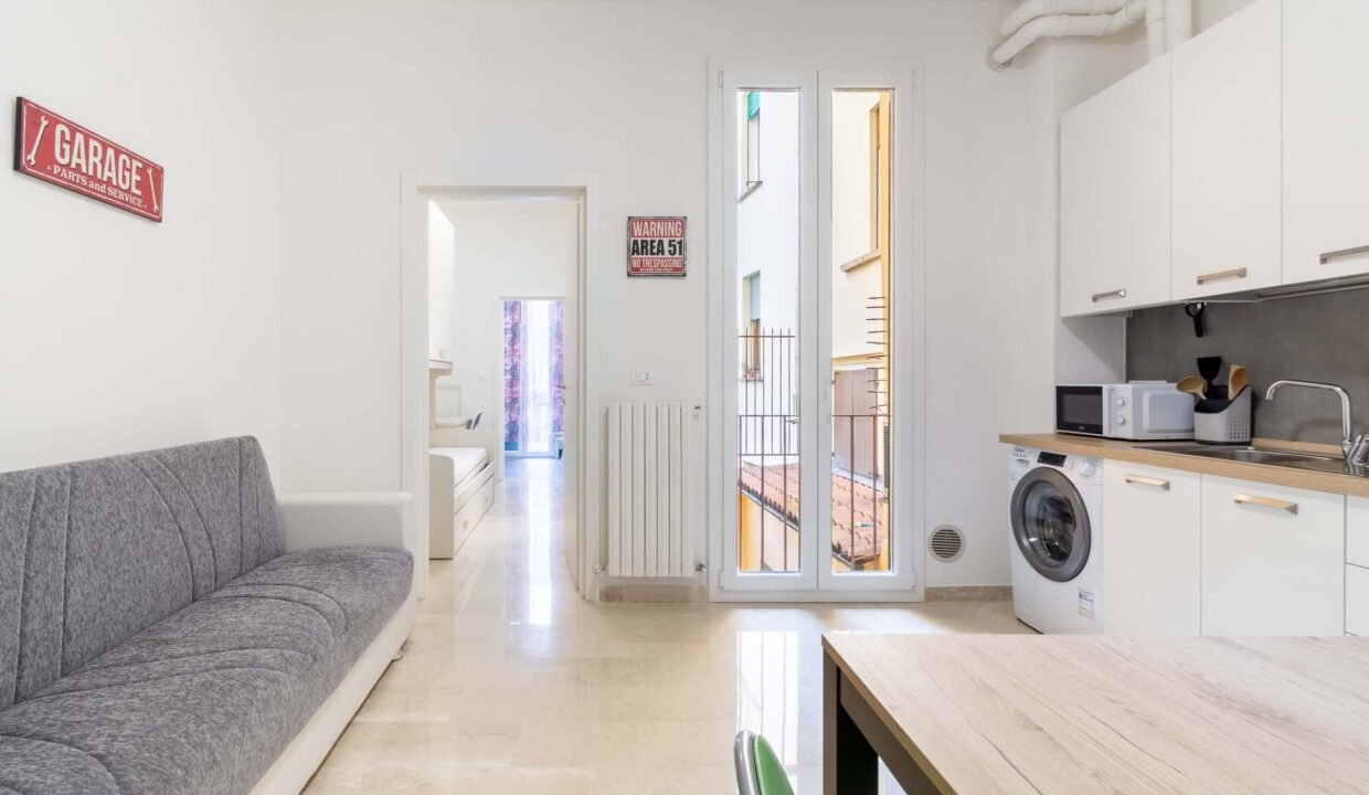 edc2f55a-cb16-4641-a75d-a6945cd8ab5e